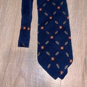 Nautica blue geometric pattern 100% silk office formal tie